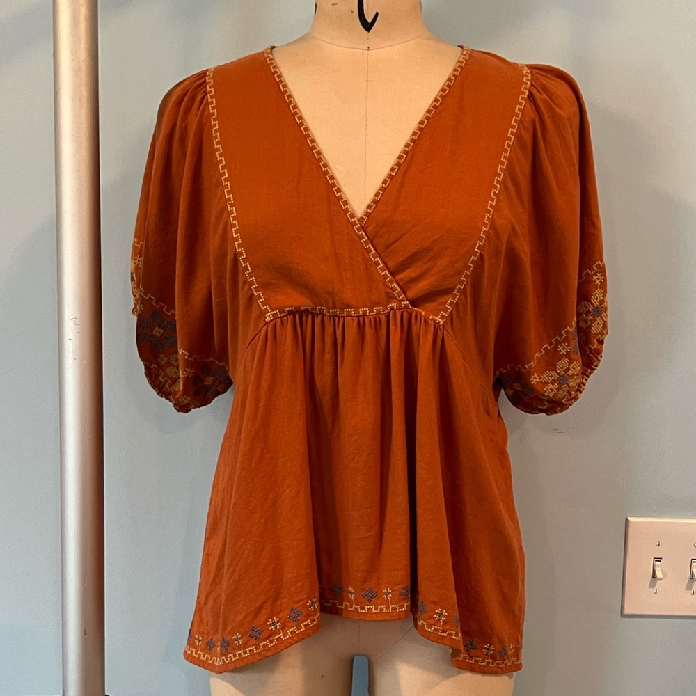 NWOT - Madewell Cotton Embroidered Top- Size Medium